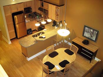 Sunshine-Coast-Painted_Boat-Madeira-Park-dining-area