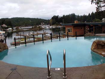 Sunshine-Coast-Painted_Boat-Madeira-Park-hot-pool
