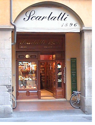 Scarlatti Tobacco shop (from 1898) on the Borgo Stretto
